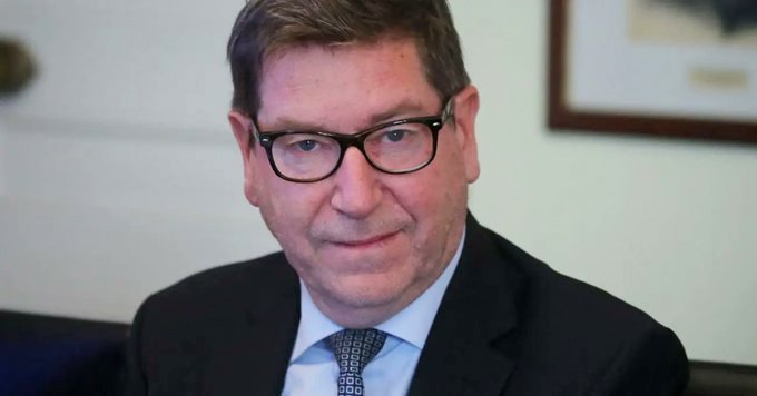 Daniel Mas biministro